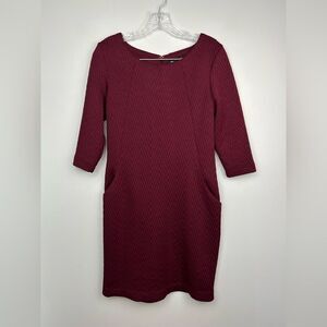 Sharagano 3/4 Sleeve Front Pocket Sheath Dress Oxblood Burgundy Red Textured 4